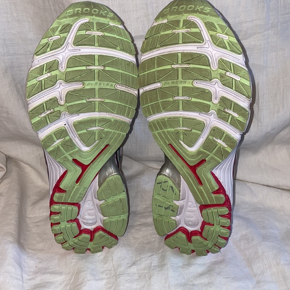 BROOKS Ravenna 6 Sneakers-9.5 - Picture 8 of 8